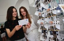 Фото 2: Котячий мер Львова запрошує: у Ратуші облаштували станцію для тварин (відео)