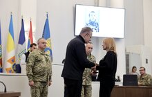 Фото 16: У День захисників і захисниць 30 львів’ян посмертно нагородили «Почесним знаком Святого Юрія» (фото)