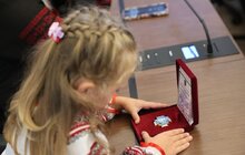 Фото 8: В День Незалежності України 30 захисників посмертно нагородили «Почесним знаком Святого Юрія» (фото)