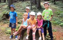 Фото 1: Діти з порушеннями функцій слуху побували в літньому оздоровчому таборі
