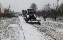 Фото 21: На вулицях Львова працює більше 50 одиниць снігоприбиральної техніки