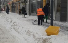 Фото 117: Зранку працювало 93 одиниці снігоочисної техніки