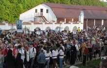 Фото 5: Цими вихідними молодь йтиме на ХХІ Міжнародну молодіжну пішу прощу «Львів – Унів»