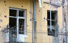 Фото 11: Дональд Туск у Львові: Польща готова відновити зруйновану після обстрілів росії віллу (відео)