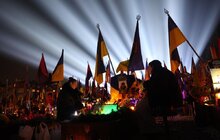 Фото 1: Над могилами українських Героїв у Львові засвітили промені пам'яті (відео)