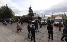 Фото 7: На площі перед Центром Довженка у Львові урочисто підняли Державний прапор