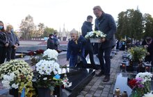 Фото 41: У Львові вшанували загиблих Героїв України, які поховані на Личаківському кладовищі