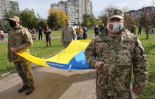 Фото 31: На площі перед Центром Довженка у Львові урочисто підняли Державний прапор