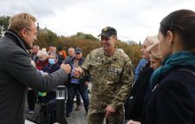 Фото 40: На Меморіалі Героїв Небесної Сотні вояки братства ветеранів УПА підняли національний стяг