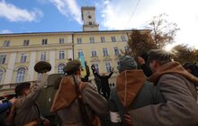 Фото 10: На площі Ринок зачитали відозву про проголошення ЗУНР до 102-ї річниці Листопадового чину