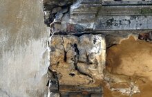 Фото 1: На фасаді сецесійного будинку комплексно відреставрували балкони