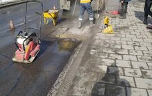 Фото 5: На вулицях міста проводять поточний ремонт доріг з ліквідації гостроаварійних ям холодним асфальтом