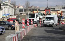 Фото 3: Розпочали роботи з реконструкції пл. Двірцевої