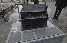 Фото 11: Для незрячих людей стала доступною ще одна пам’ятка: тепер побачити на дотик можна Гарнізонний храм св.апп. Петра й Павла