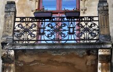 Фото 3: На фасаді сецесійного будинку комплексно відреставрували балкони