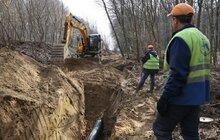 Фото 4: Реконструкція каналізації у Брюховичах: 300 метрів нових труб замість аварійних