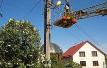 Фото 2: Ремонт ліхтарів, заміна ламп і монтаж кабелів: працівники Львівсвітла оновлюють вуличне освітлення громади