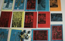 Фото 5: Львівська муніципальна бібліотека зібрала понад 350 дитячих малюнків та листівок військовим на передову