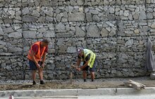 Фото 5: На Личаківській завершили влаштування 100-метрової підпірної стінки: рух транспорту відновлять після влаштування благоустрою
