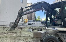 Фото 4: Реконструкція вул. Залізничної: на перехресті з вул. Ясною облаштовують кільцевий рух