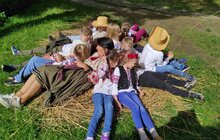Фото 3: Народні звичаї, гончарство і взаємодія з тваринами: школярів кличуть на щотижневі музейні зустрічі у Львівському скансені