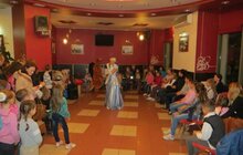 Фото 5: Львівські гуртківці привітали ТЦ «Магнус» з днем народження