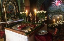 Фото 5: Молитва біля плащаниць храмів Львова