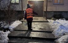 Фото 9: Сьогодні вночі для посипання доріг і тротуарів від ожеледиці використали 277 м³ піскосуміші і солі
