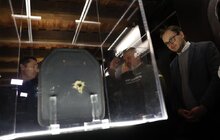 Фото 6: В Арсеналі відкрилась виставка творів мистецтва, створених із бронеплит (фоторепортаж)
