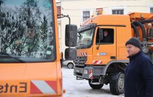 Фото 8: До Львова із Німеччини приїхала третя партія спецтехніки, яку передадуть українським водоканалам
