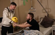 Фото 41: 2,5 мільйони для НЕЗЛАМНИХ: Оля Полякова разом із захисником з Азовсталі Михайлом Діановим приїхали до Львова
