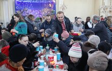 Фото 4: На Різдво у Львові організували святковий обід для найбільш потребуючих