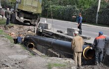Фото 3: На вул.Миколайчука міняють аварійну тепломережу