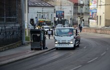 Фото 10: На вулицях Львова працюють порохотяги і поливально-мийні машини