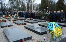 Фото 12: У Львові вшанували загиблих під час Революції Гідності