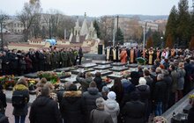 Фото 15: У Львові вшанували загиблих під час Революції Гідності