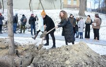 Фото 22: На Меморіалі пам’яті Героїв Небесної Сотні висадили сосни