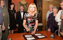 Фото 4: 8-ма школа відсвяткувала 200-річчя: директор школи отримав Орден за заслуги перед Державою Австрія, а школі місто додатково виділить 1 млн грн