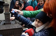 Фото 9: У Львові незрячі зможуть «побачити» Ратушу на дотик
