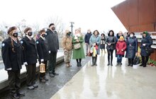 Фото 10: Родини Героїв Небесної Сотні прикрасили Меморіал пам’яті Героїв Небесної Сотні до новорічних та різдвяних свят