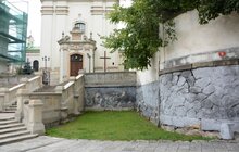 Фото 4: У храмі св.Антонія відреставрують дзвіницю та підпірні стінки
