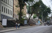 Фото 2: На верхній алеї вулиці Коперника облаштовують нову пішохідно-велосипедну доріжку