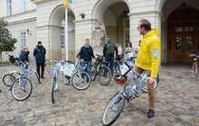 Фото 9: У Львові вперше провели позачергове засідання виконавчого комітету на велосипедах
