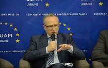 Фото 2: У Львові Голова Консультативної місії Європейського Союзу в Україні (КМЄС) представив команду львівського регіонального представництва КМЄС