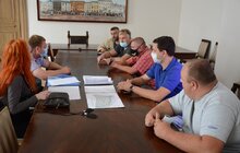 Фото 1: Мер Львова про зміну меж земельної ділянки для учасників АТО: «Це питання буде включене в наступну сесію»