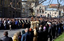 Фото 9: Вулицями Львова проходить традиційна Хресна дорога
