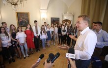 Фото 2: «За хороші результати у навчанні треба дякувати і любити треба грошима», — А. Садовий
