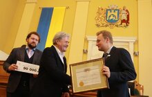 Фото 5: Міський голова Львова нагородив переможців архітектурного конкурсу на кращу проектну пропозицію спорткомплексу на Сихові