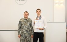 Фото 34: У Львові нагородили 230 учнів-волонтерів, що допомагали ЗСУ і переселенцям
