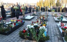 Фото 5: У Львові на Личакові вшанували Героїв Небесної Сотні